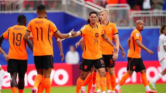 Coupe du Monde 2026 : Les Pays-Bas dominent la Tunisie (3-1), terminent premiers du Groupe F et retrouveront le Maroc en 16es de finale