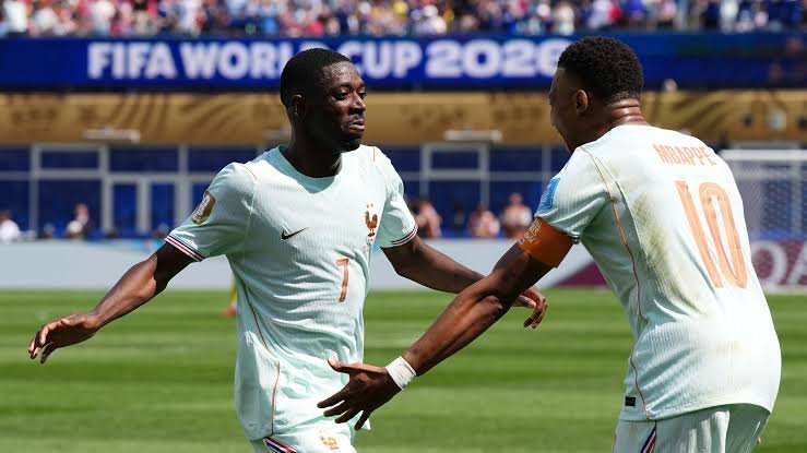 Coupe du Monde 2026 – Groupe I : la France écrase la Norvège (4-1), Dembélé signe un triplé historique et les Bleus terminent premiers avec un sans-faute