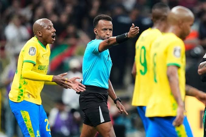 Coupe du Monde 2026 : 170 arbitres mobilisés pour la plus grande édition de l&rsquo;histoire, le cas Omar Artan suscite l&rsquo;émotion
