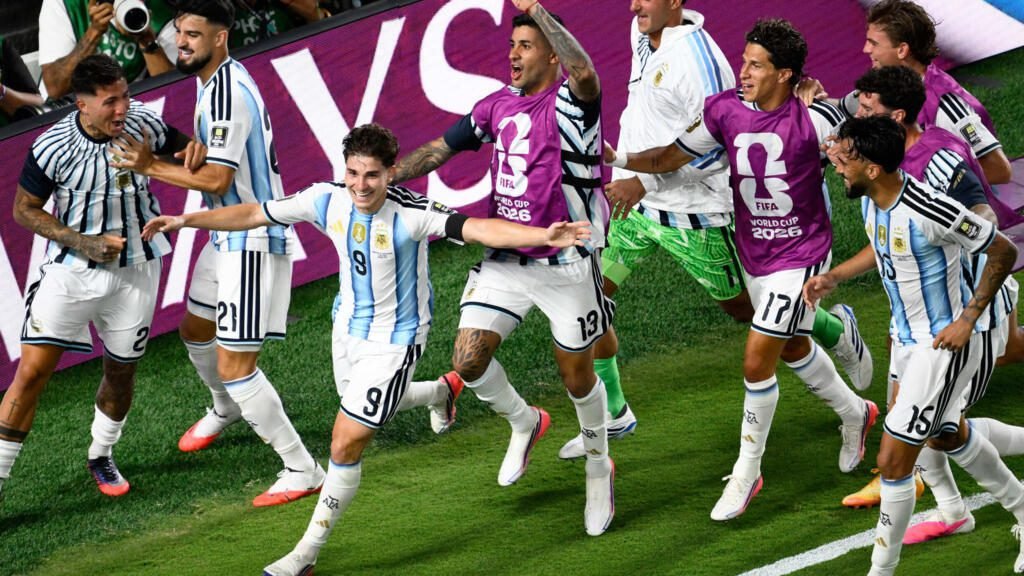 Coupe du Monde 2026 : L&rsquo;Argentine écarte la Suisse après prolongation (3-1) et rejoint l&rsquo;Angleterre en demi-finale