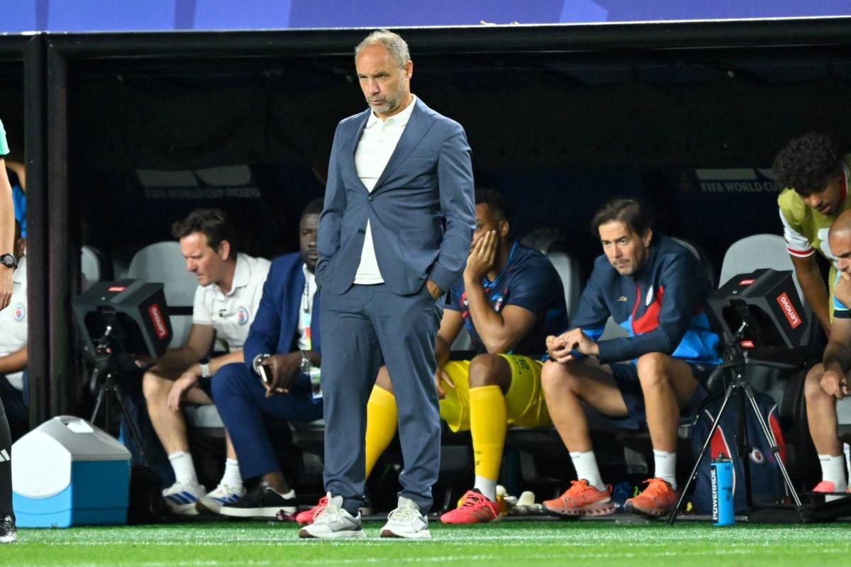 Football – Haïti/Sélection nationale : la FHF officialise le départ de Sébastien Migné, un revirement après les récentes spéculations