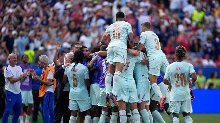 Coupe du Monde 2026 : La France maîtrise le Maroc et rejoint les demi-finales