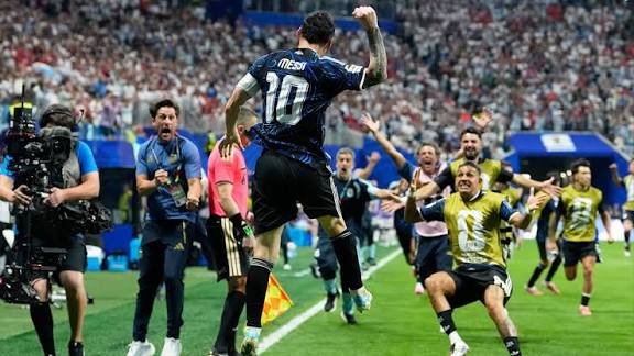 Coupe du Monde 2026 : l’Argentine renverse l’Angleterre au bout du suspense et rejoint l’Espagne en finale