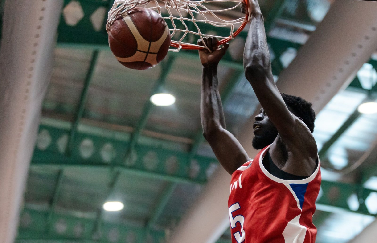 Basketball 5×5 – CBC Caribbean Pre-Qualifiers 2026 : Haïti écrase les Îles Caïmans (104-48), mais s&rsquo;arrête aux portes de la qualification pour la FIBA AmeriCup 2029