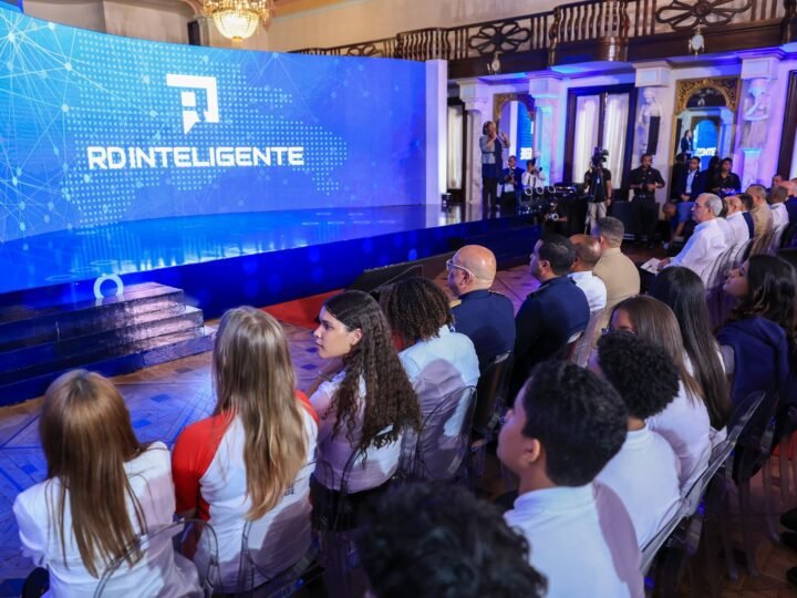Technologie : le gouvernement de la République dominicaine veut former un million de personnes à l’intelligence artificielle